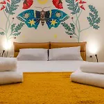 Apartment Costanza Home, Moderno Ed Elegante Nel Cuore Della Citta Di Milano, Nuova Metro Blu, Comodo Per Duomo, San Siro E Rho Fiera