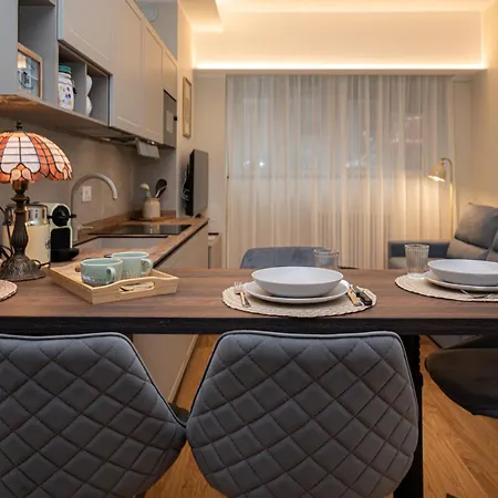 Costanza Home, Moderno Ed Elegante Nel Cuore Della Citta Di Milano, Nuova Metro Blu, Comodo Per Duomo, San Siro E Rho Fiera Apartment Mailand